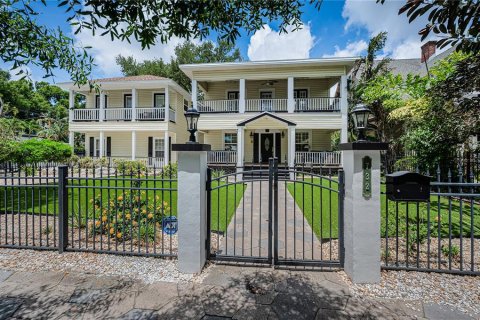 Casa en venta en Saint Petersburg, Florida, 6 dormitorios, 428.09 m2 № 2208823 - foto 3