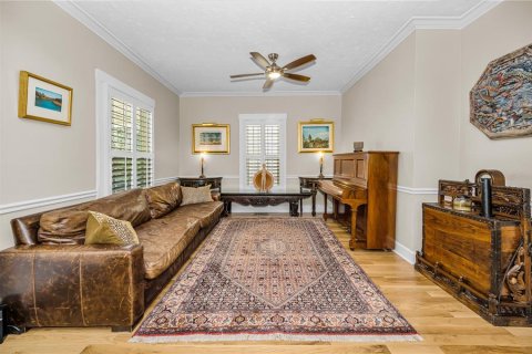Casa en venta en Saint Petersburg, Florida, 6 dormitorios, 428.09 m2 № 2208823 - foto 9