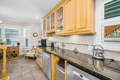 Casa en venta en Saint Petersburg, Florida, 6 dormitorios, 428.09 m2 № 2208823 - foto 28