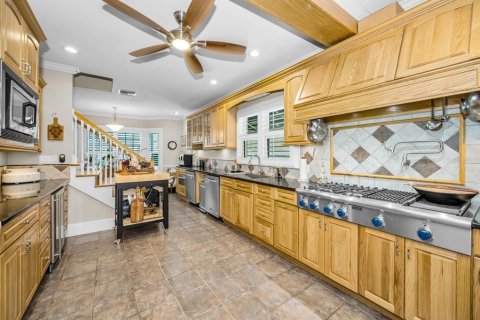Casa en venta en Saint Petersburg, Florida, 6 dormitorios, 428.09 m2 № 2208823 - foto 26