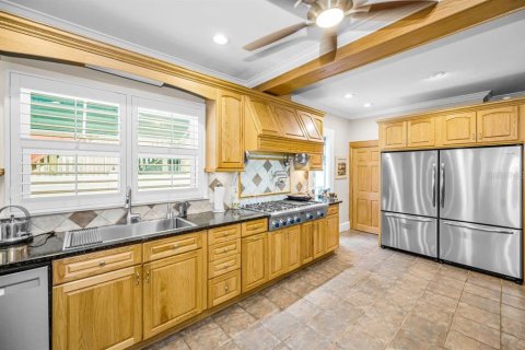 Casa en venta en Saint Petersburg, Florida, 6 dormitorios, 428.09 m2 № 2208823 - foto 22