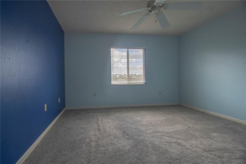 Condo in Avon Park, Florida, 2 bedrooms  № 1540845 - photo 20