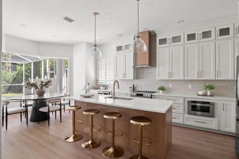 Villa ou maison à vendre à Tampa, Floride: 5 chambres, 376.81 m2 № 2398526 - photo 5