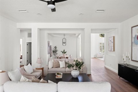 Villa ou maison à vendre à Tampa, Floride: 5 chambres, 376.81 m2 № 2398526 - photo 15