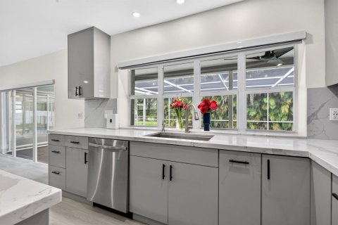 Villa ou maison à vendre à Plantation, Floride: 4 chambres, 219.53 m2 № 2439299 - photo 14