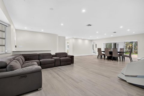 Villa ou maison à vendre à Plantation, Floride: 4 chambres, 219.53 m2 № 2439299 - photo 6