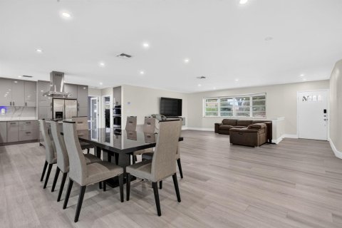 Villa ou maison à vendre à Plantation, Floride: 4 chambres, 219.53 m2 № 2439299 - photo 11