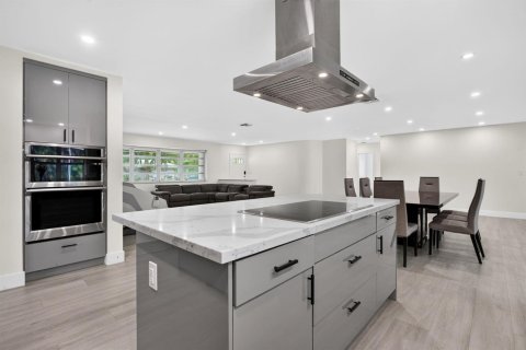 Villa ou maison à vendre à Plantation, Floride: 4 chambres, 219.53 m2 № 2439299 - photo 16