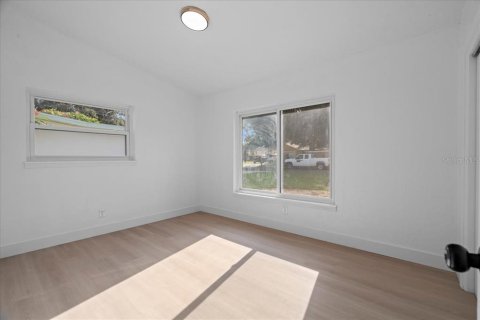 House in Clearwater, Florida 3 bedrooms, 130.71 sq.m. № 1795390 - photo 18