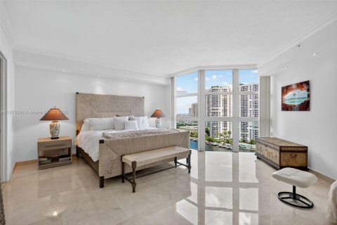 Condo in Aventura, Florida, 3 bedrooms  № 1895949 - photo 24
