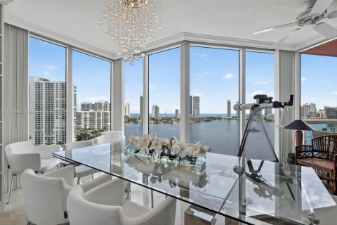 Condo in Aventura, Florida, 3 bedrooms  № 1895949 - photo 6