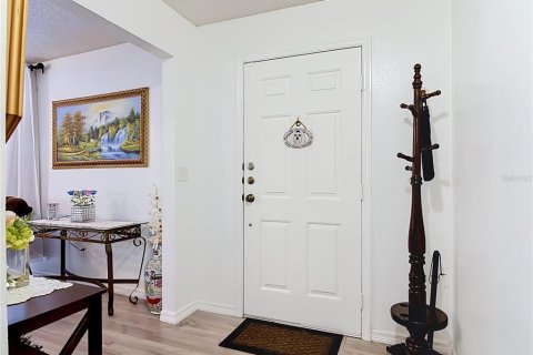 House in Deltona, Florida 2 bedrooms, 151.43 sq.m. № 2222656 - photo 2