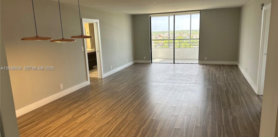 Condo à Hallandale Beach, Floride, 2 chambres № 2260681