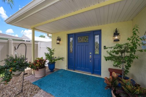 House in Flagler Beach, Florida 2 bedrooms, 155.89 sq.m. № 1778934 - photo 5