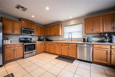 House in Lakeland, Florida 3 bedrooms, 177.91 sq.m. № 2227396 - photo 16
