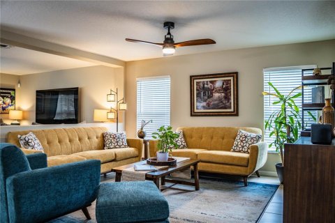 House in Lakeland, Florida 3 bedrooms, 177.91 sq.m. № 2227396 - photo 23
