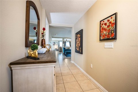 House in Lakeland, Florida 3 bedrooms, 177.91 sq.m. № 2227396 - photo 3