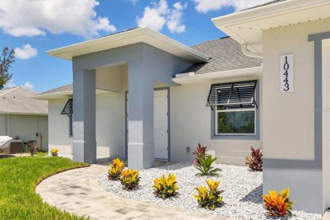 House in Port Charlotte, Florida 3 bedrooms, 158.31 sq.m. № 1791962 - photo 3