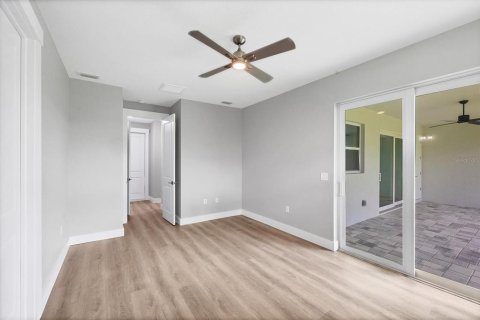 House in Port Charlotte, Florida 3 bedrooms, 158.31 sq.m. № 1791962 - photo 27