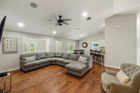 House in Punta Gorda, Florida 4 bedrooms, 184.32 sq.m. № 1899814 - photo 13