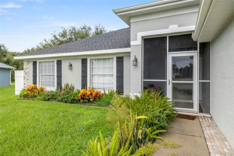 House in Punta Gorda, Florida 4 bedrooms, 184.32 sq.m. № 1899814 - photo 5