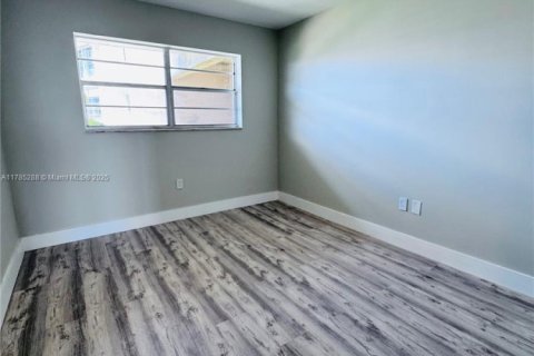 Купить кондоминиум в Майами, Флорида 2 спальни, 122.35м2, № 1958797 - фото 13