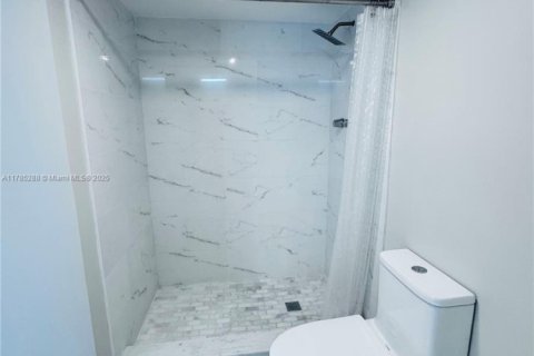 Купить кондоминиум в Майами, Флорида 2 спальни, 122.35м2, № 1958797 - фото 23