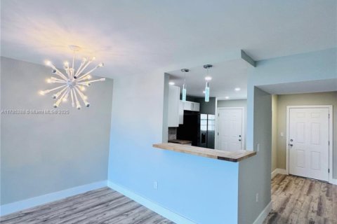 Купить кондоминиум в Майами, Флорида 2 спальни, 122.35м2, № 1958797 - фото 6