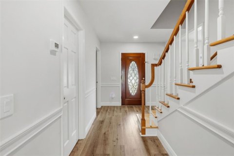 House in Tampa, Florida 5 bedrooms, 344.95 sq.m. № 2379757 - photo 8