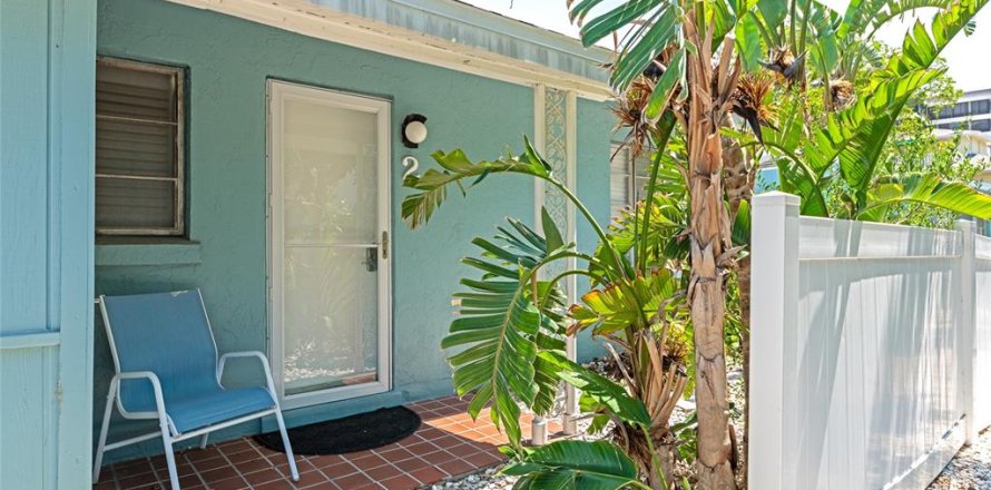 Condo in Sarasota, Florida, 1 bedroom № 1687271