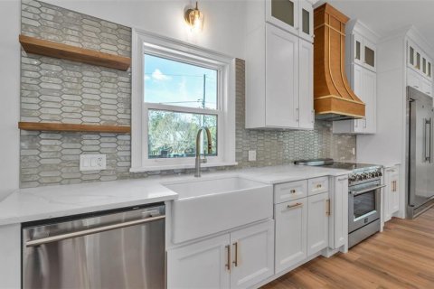 Casa en venta en Winter Haven, Florida, 4 dormitorios, 437.38 m2 № 2166641 - foto 27