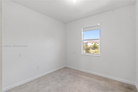 Touwnhouse à vendre à Homestead, Floride: 4 chambres, 135.64 m2 № 1965098 - photo 23