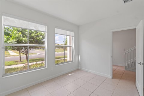 Touwnhouse à vendre à Homestead, Floride: 4 chambres, 135.64 m2 № 1965098 - photo 9