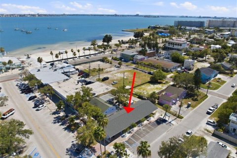 Propiedad comercial en venta en Gulfport, Florida, 200.67 m2 № 2133486 - foto 3