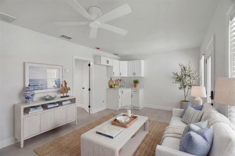 Propiedad comercial en venta en Gulfport, Florida, 200.67 m2 № 2133486 - foto 6