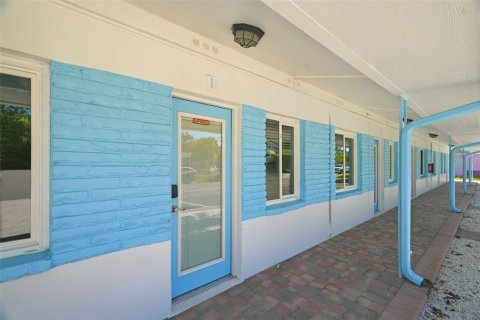 Propiedad comercial en venta en Gulfport, Florida, 200.67 m2 № 2133486 - foto 17