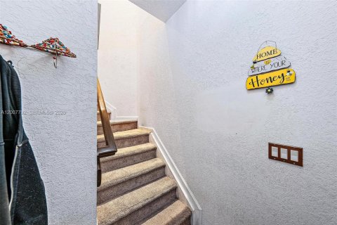 Adosado en venta en Riviera Beach, Florida, 2 dormitorios, 94.95 m2 № 2076583 - foto 23