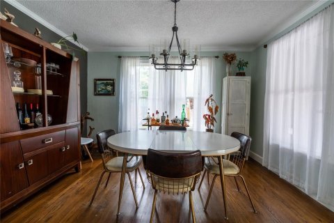 House in Orlando, Florida 3 bedrooms, 178.84 sq.m. № 2101257 - photo 23