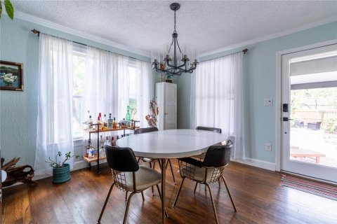 House in Orlando, Florida 3 bedrooms, 178.84 sq.m. № 2101257 - photo 22