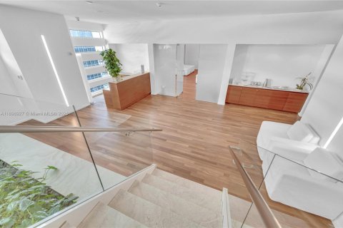 Condominio en venta en Miami, Florida, 1 dormitorio, 75.07 m2 № 1952038 - foto 25