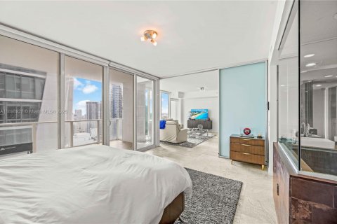 Condominio en venta en Miami, Florida, 1 dormitorio, 75.07 m2 № 1952038 - foto 15