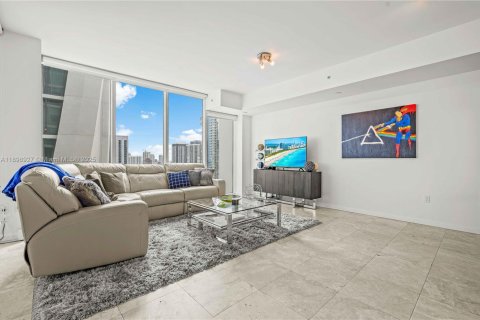 Condominio en venta en Miami, Florida, 1 dormitorio, 75.07 m2 № 1952038 - foto 9