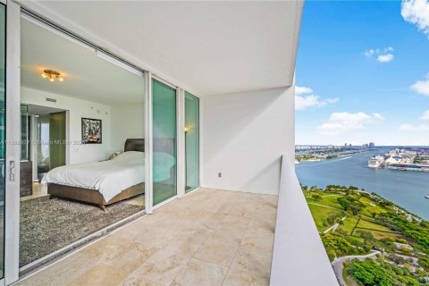 Condominio en venta en Miami, Florida, 1 dormitorio, 75.07 m2 № 1952038 - foto 21