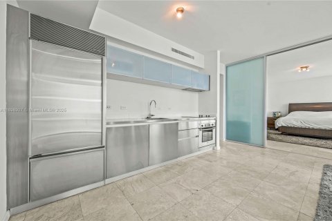 Condominio en venta en Miami, Florida, 1 dormitorio, 75.07 m2 № 1952038 - foto 5