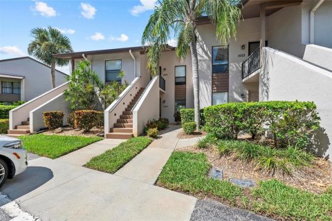 Condo in Sarasota, Florida, 1 bedroom  № 1870195 - photo 1