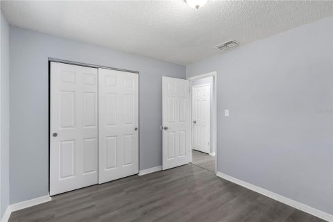 Immobilier commercial à vendre à Leesburg, Floride: 4 chambres, 143.07 m2 № 2341754 - photo 13