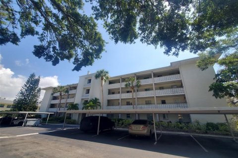 Condominio en alquiler en Clearwater, Florida, 2 dormitorios, 102.19 m2 № 1793213 - foto 1