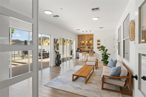 Casa en venta en Orlando, Florida, 3 dormitorios, 305.37 m2 № 2123818 - foto 21
