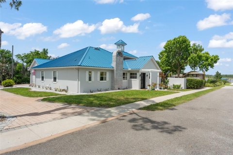 Casa en venta en Orlando, Florida, 3 dormitorios, 305.37 m2 № 2123818 - foto 2