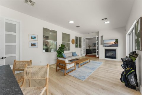 Casa en venta en Orlando, Florida, 3 dormitorios, 305.37 m2 № 2123818 - foto 22